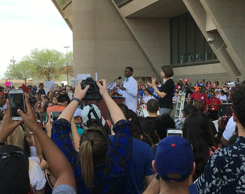 At Dallas ‘March For Our Lives’ Rally, Chanting And Demanding Change In