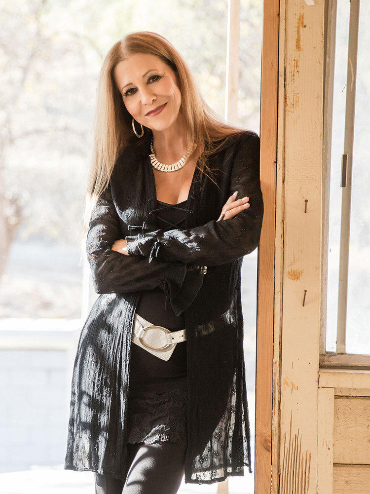 The Delta Lady Rita Coolidge In Hawaii And On HPRs ATC.