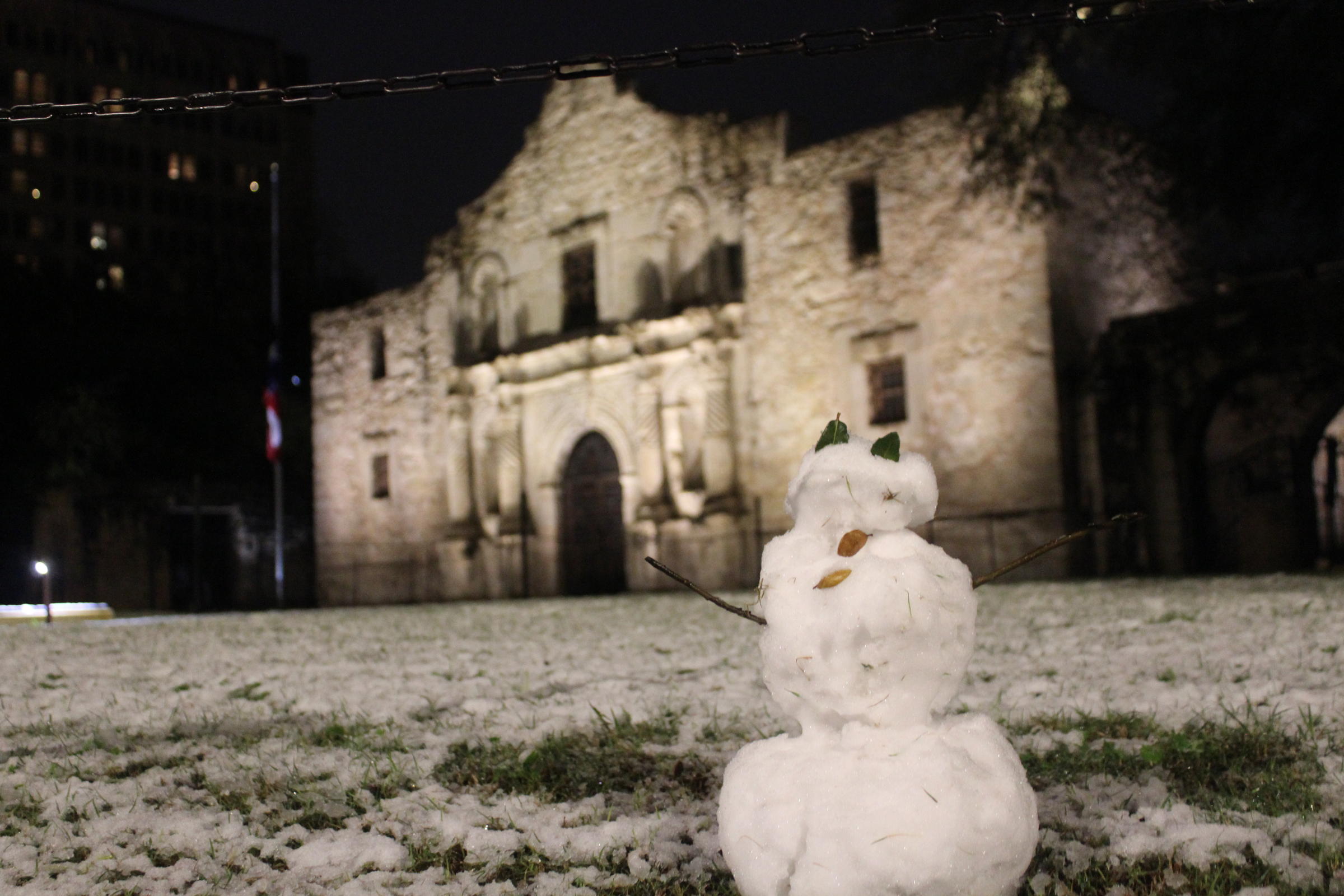San Antonio Sees First Significant Snowfall In Over 30 Years Texas