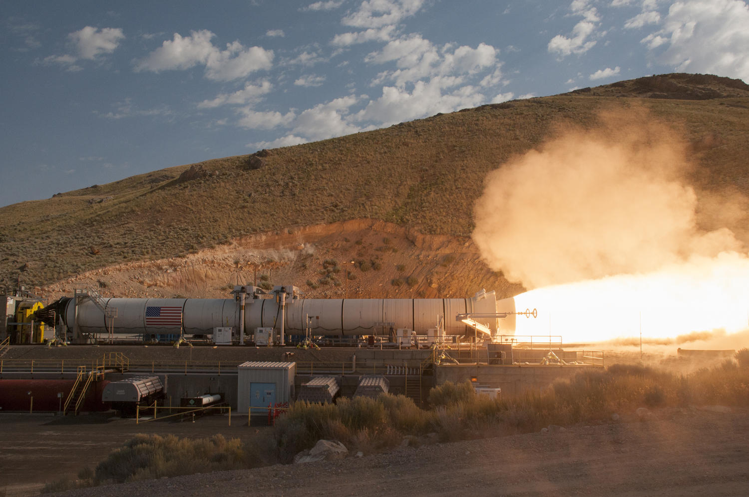 Utah Hosts Ground Test Of Worlds Largest Solid Rocket Motor Kuer 901 