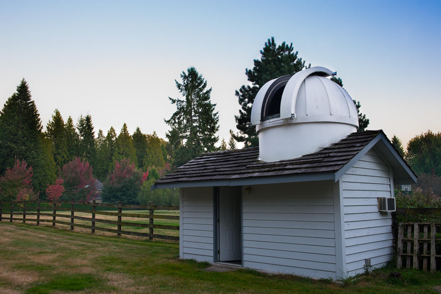 See Stars Sparkle At This Tiny Seattle Area Observatory KUOW