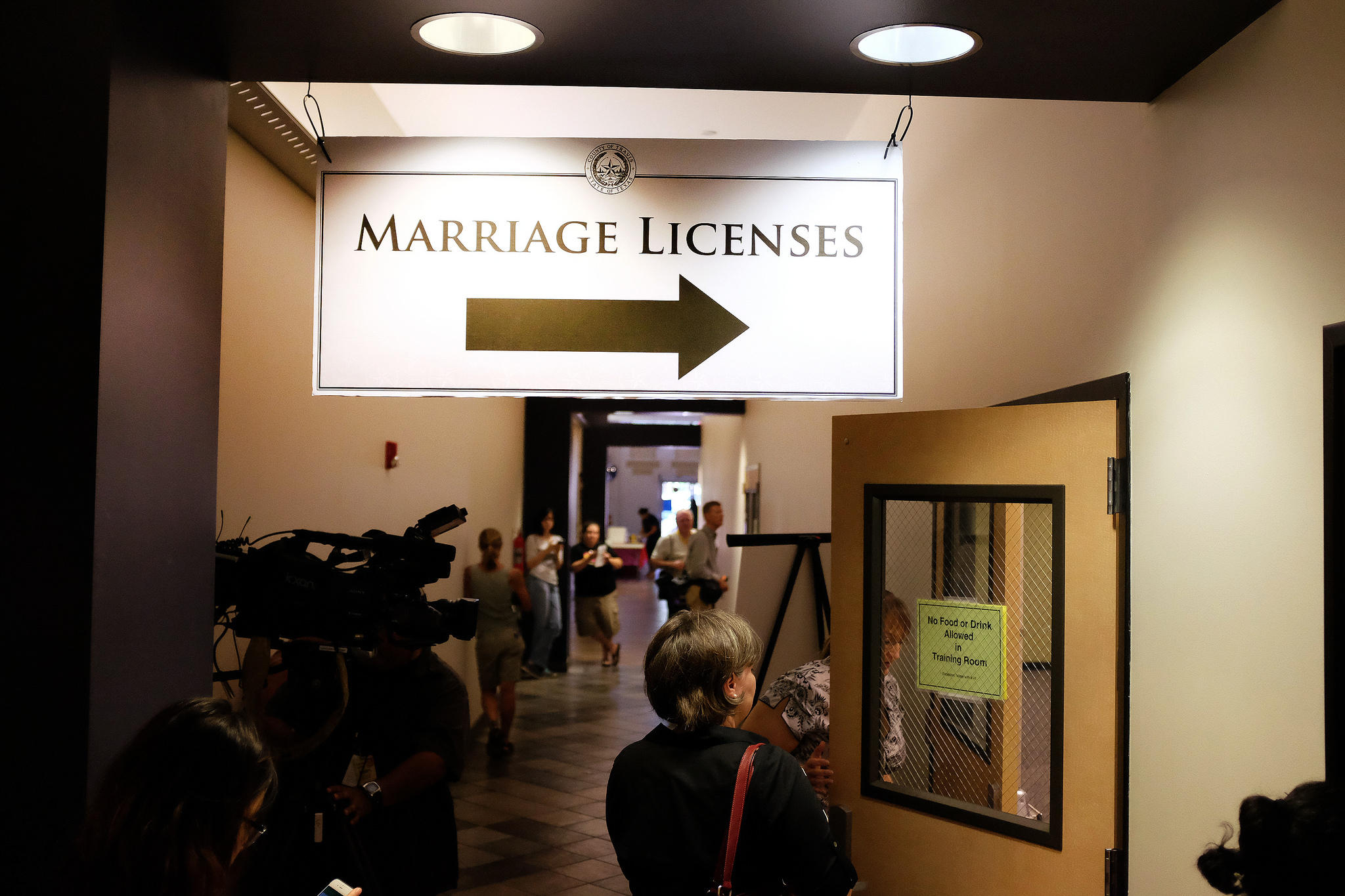 Many Central Texas Counties Now Issuing Marriage Licenses To All Couples Kut