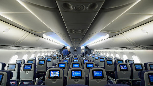 Faa Orders Review Of Boeing 787 Dreamliner Texas Public Radio