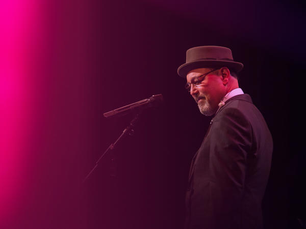 Musician RubÃ©n Blades' new album contains jazz and rumba.