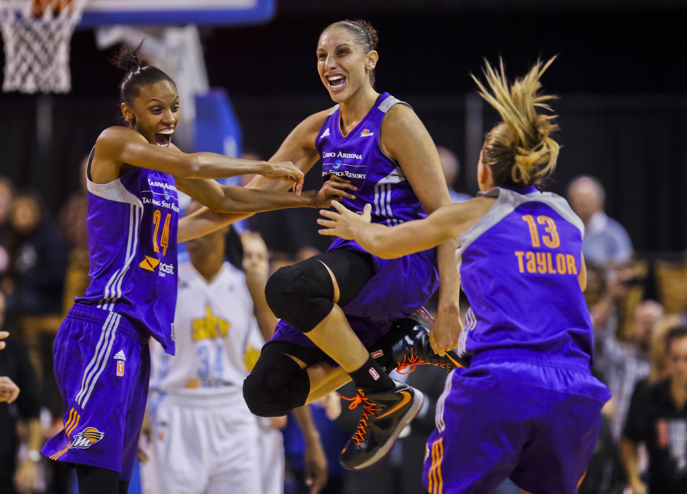Phoenix Mercury Wins WNBA Title In A Sweep Of Chicago Connecticut