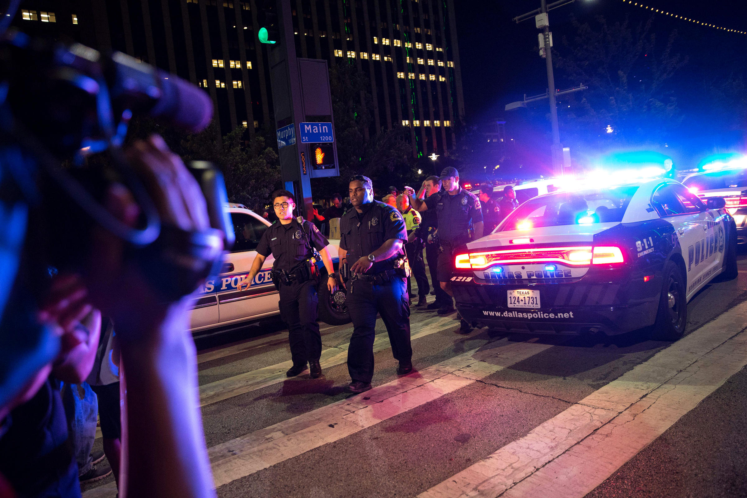 Dallas Police Officers Killed In Gun Attack What We Know Friday WUOT