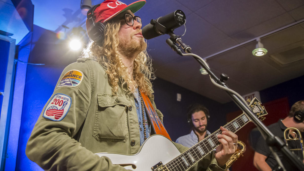 Watch Allen Stone Play 'Naturally' Live In The Studio KUAC