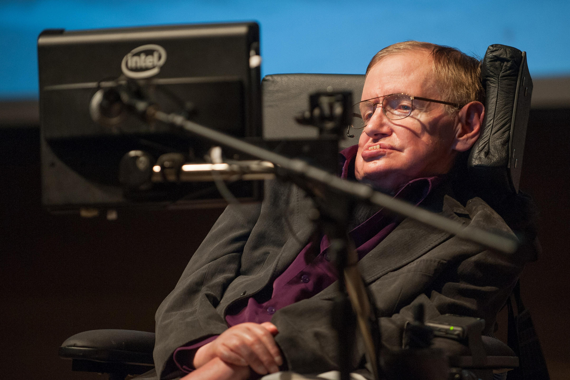 stephen hawking, who awed both scientists and the