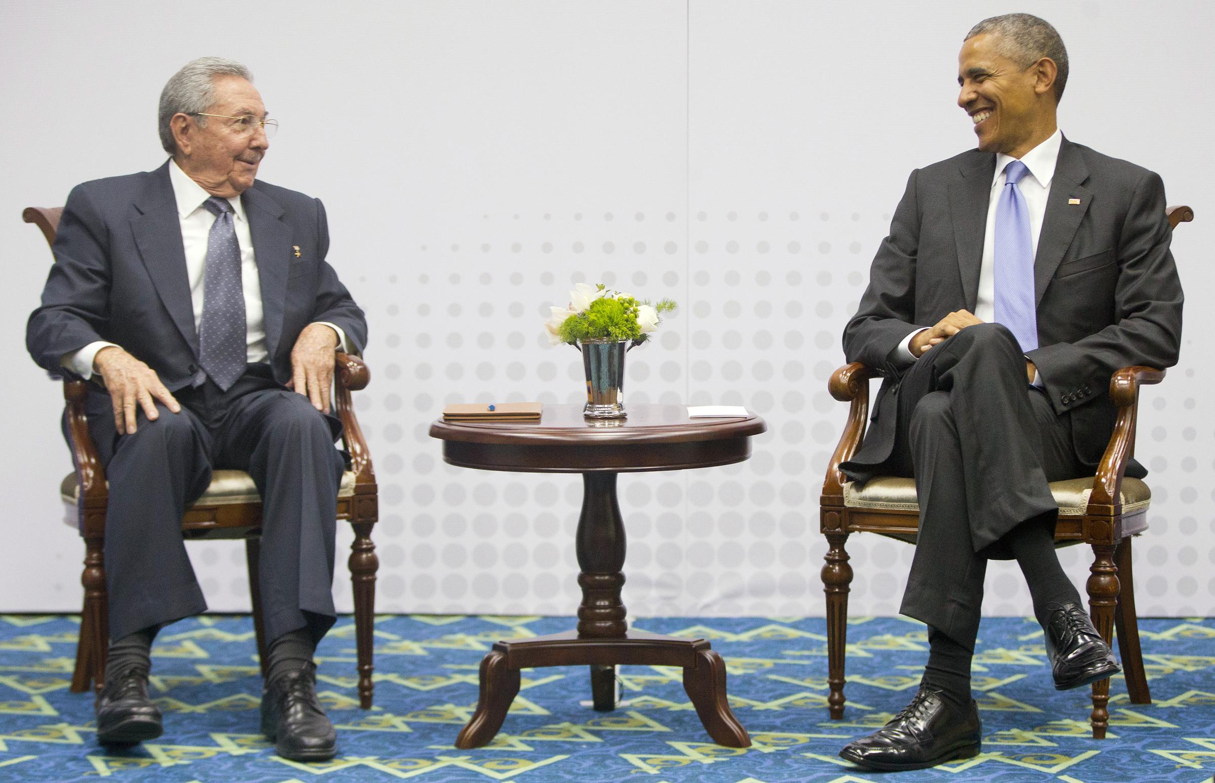 Obama Castro Meet In Spirit Of Openness Wjct News