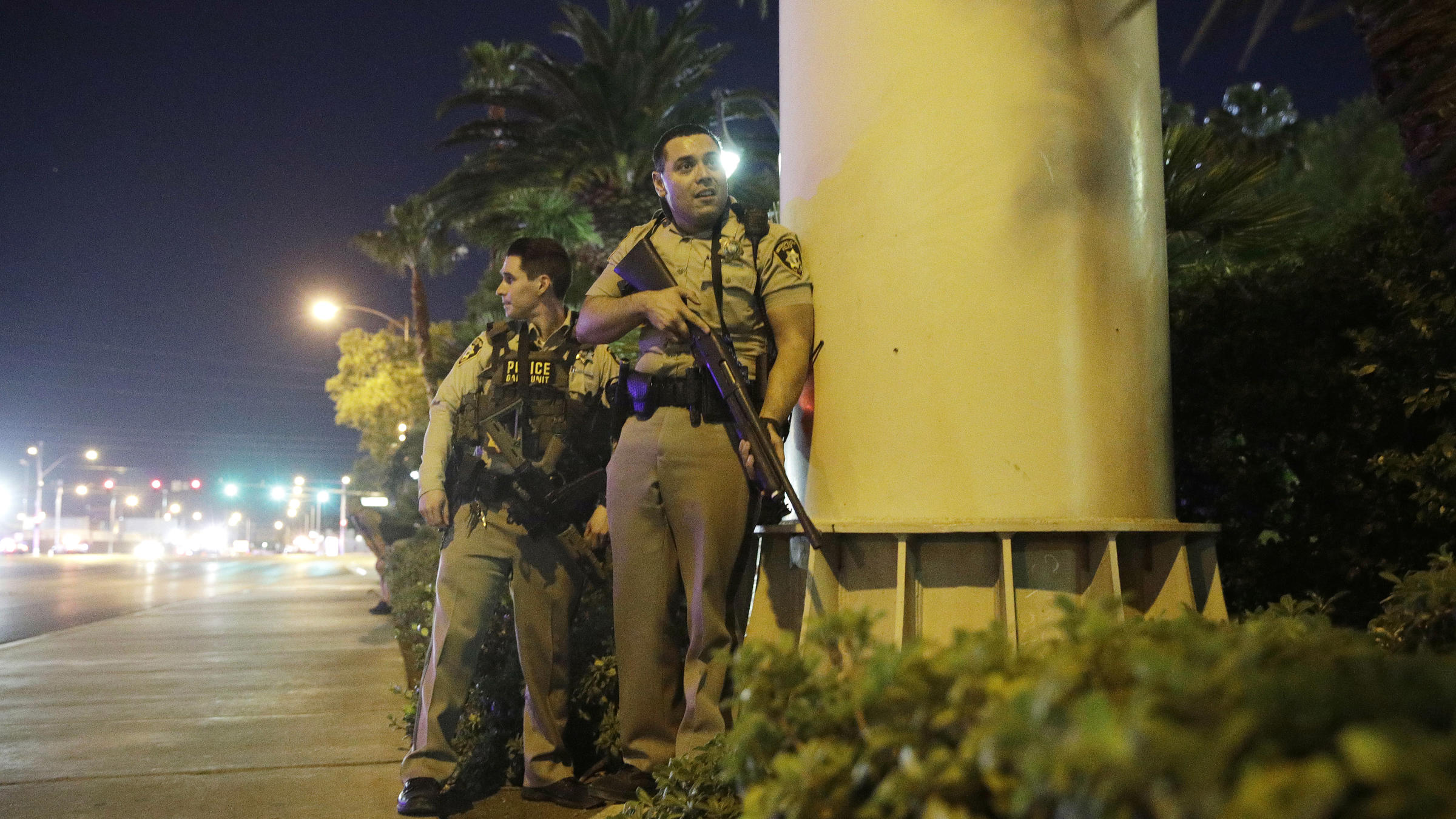 Las Vegas Shooting Update At Least 59 People Are Dead After Gunman Attacks Concert Kera News