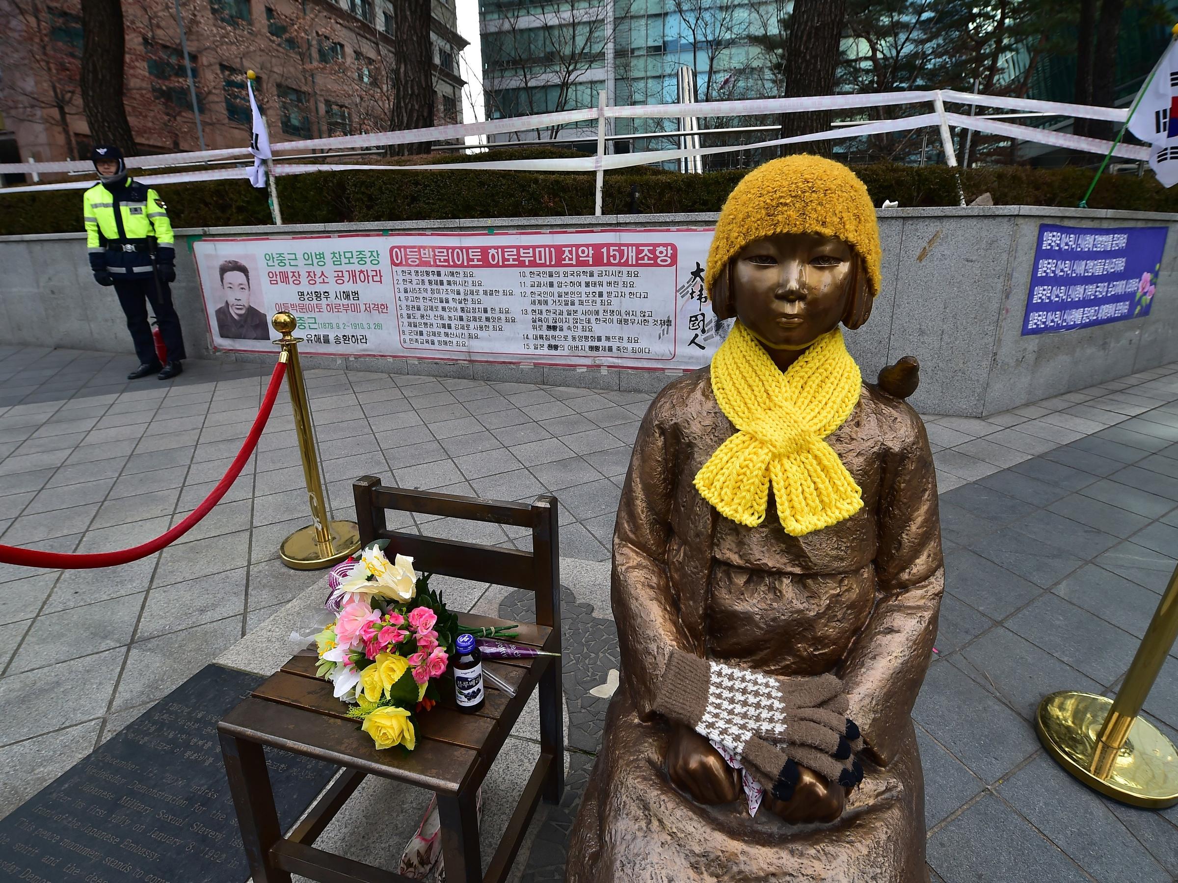 Comfort Woman Memorial Statues A Thorn In Japans Side Now Sit On Korean Buses Kuer 901 8604