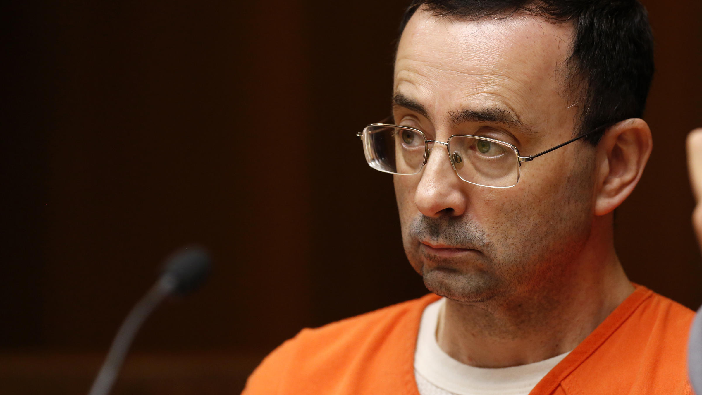 Usa Gymnastics Doctor Pleads Guilty To Assault Faces Decades In Prison Kut