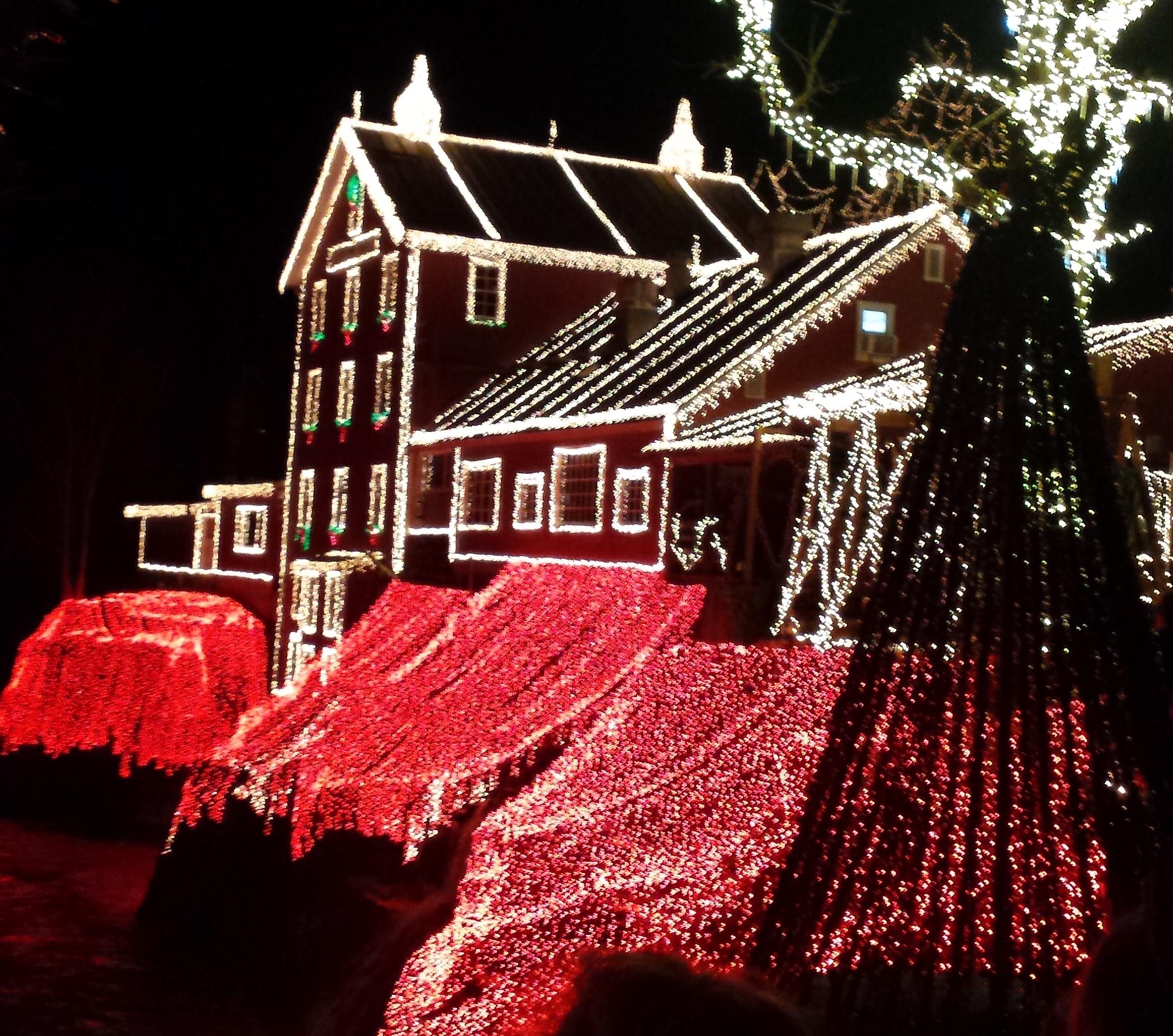 Clifton Mill Holiday Light Display Going Strong After Three Decades WVXU