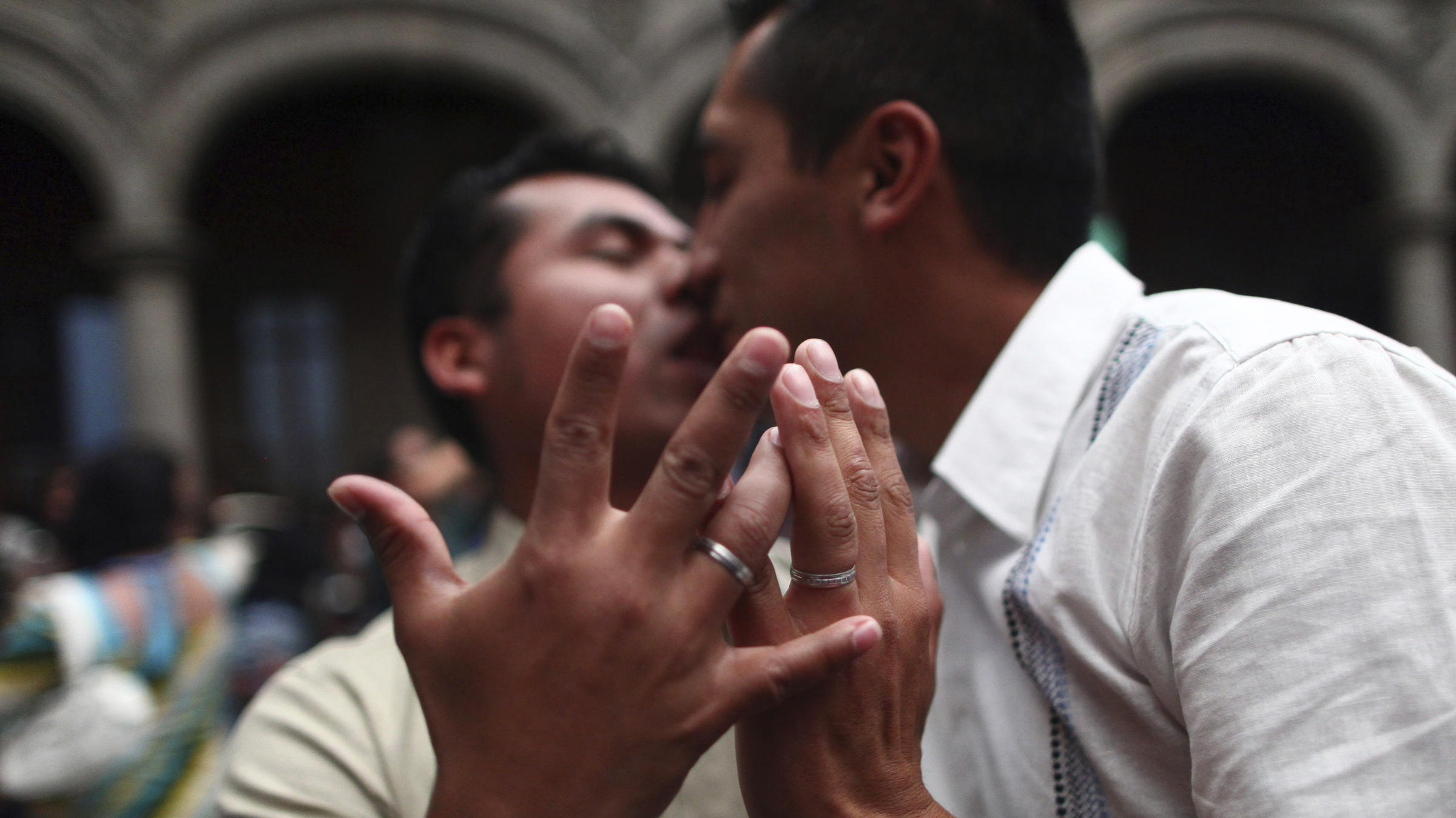 Mexicos Marriage Equality Revolution Is A Quiet One So Far Kuow News