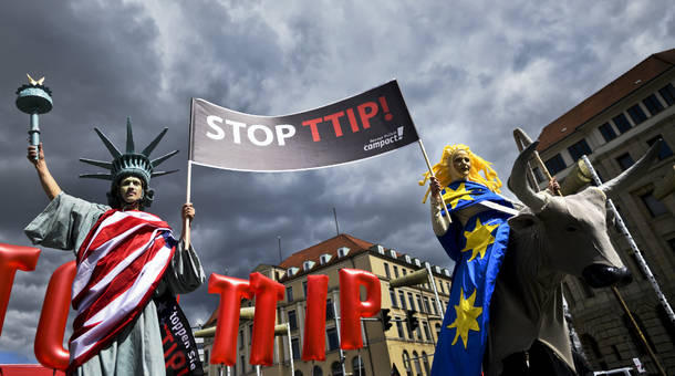 France urges halt to EU-US trade talks