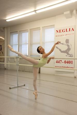 Young ballet dancer heads to international competition | WBFO