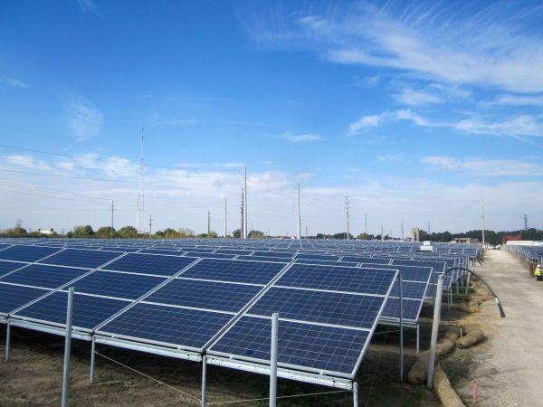 Solar Farm Helps Power U Of I Campus Peoria Public Radio
