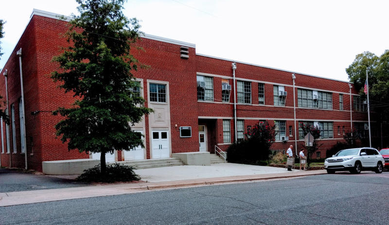 CMS Approves $2.5 Million Sale of Former School To Davidson | WFAE