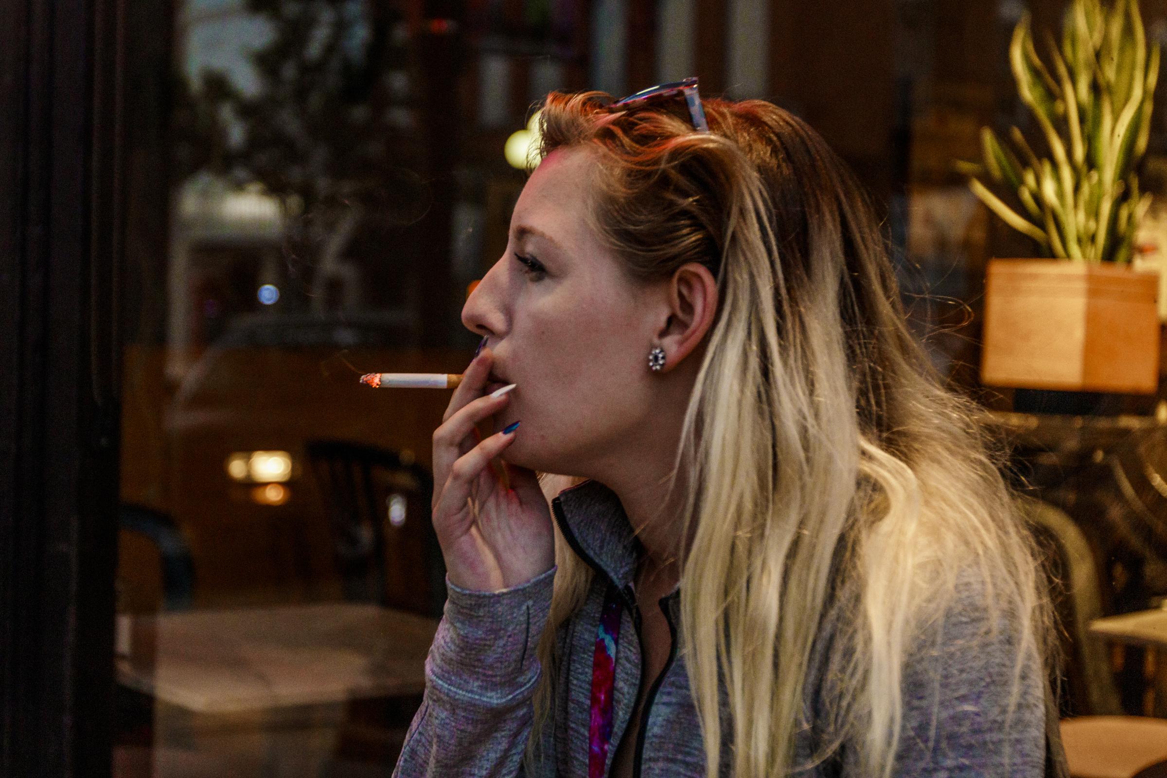 Smoking Ban 10 Years Later More Acceptance But Businesses Still Object Wglt 
