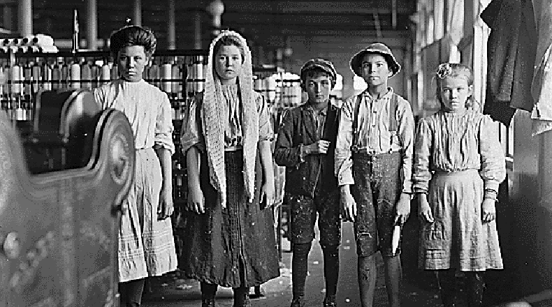 Spinners and doffers in Lancaster Cotton Mills. Lancaster, S.C., circa 1912.