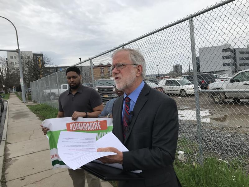 Green Party gubernatorial candidate Howie Hawkins at a press conference last week