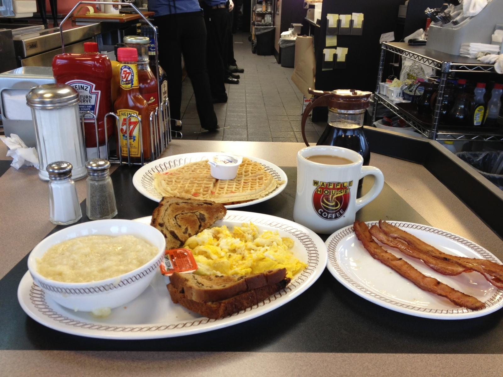 Waffle House Inspired Dinner Raises Money for Homeless Veterans | WUWM