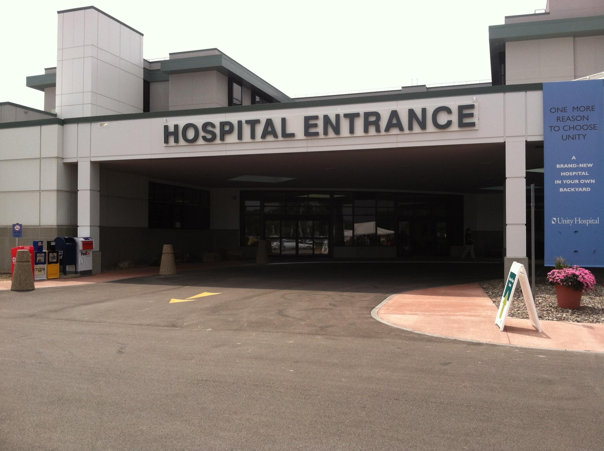 unity hospital rochester ny visiting hours
