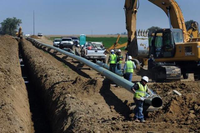 Pipeline companies are paying more to cross private land in Texas | HPPR