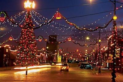 A Small Town Guide To Kansas Christmas Lights Hppr