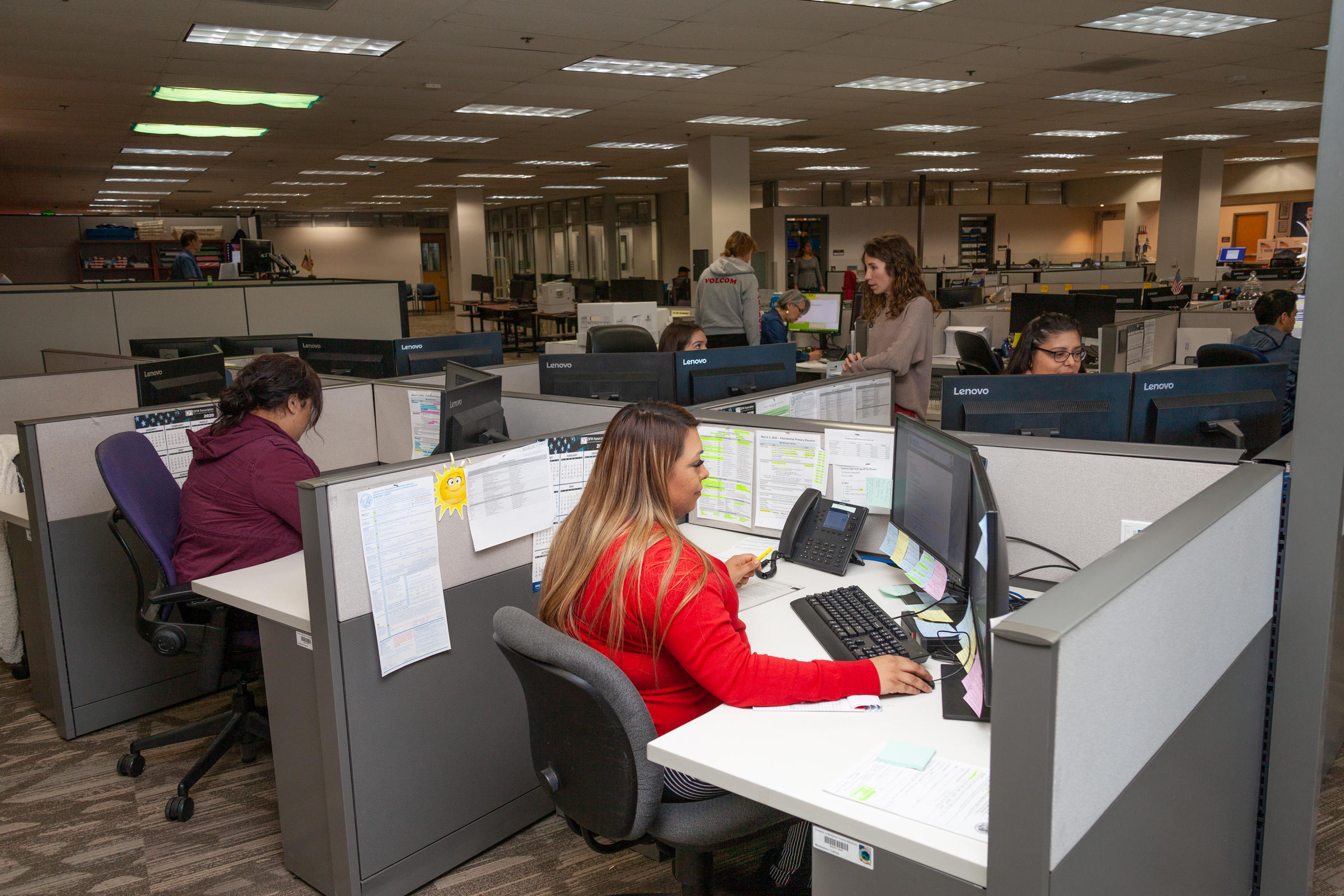 County Election Offices Need Poll Workers 90.3 KAZU