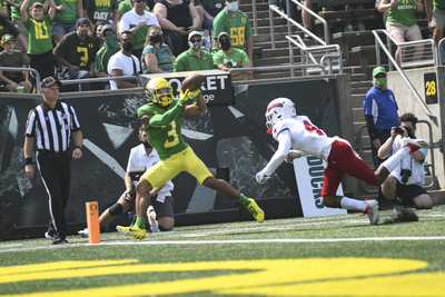 Oregon Starts Season With A Win Against Fresno State Klcc