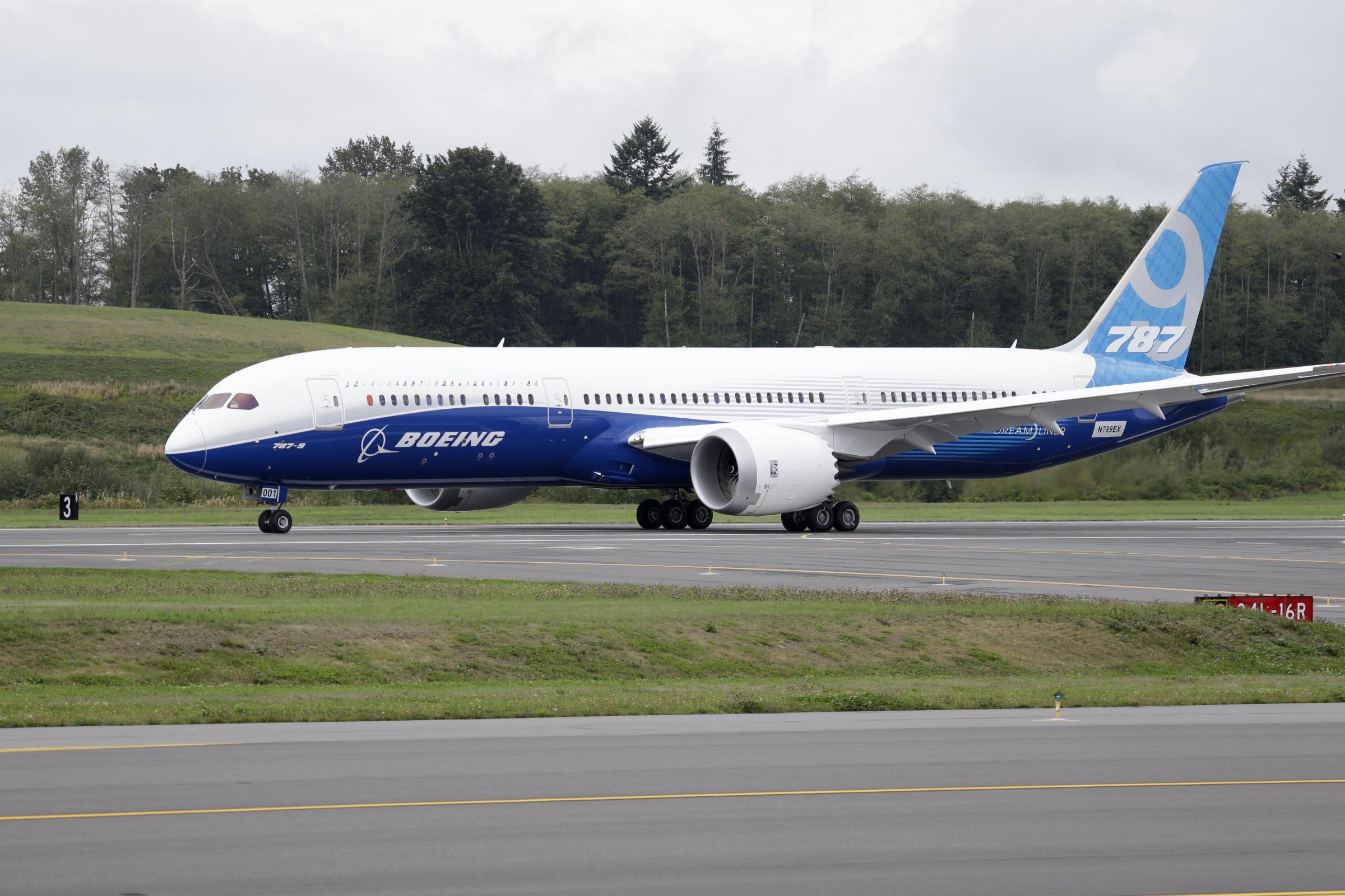 Analyst Says Falling Oil Prices Could Dampen Demand For Boeing's New ...