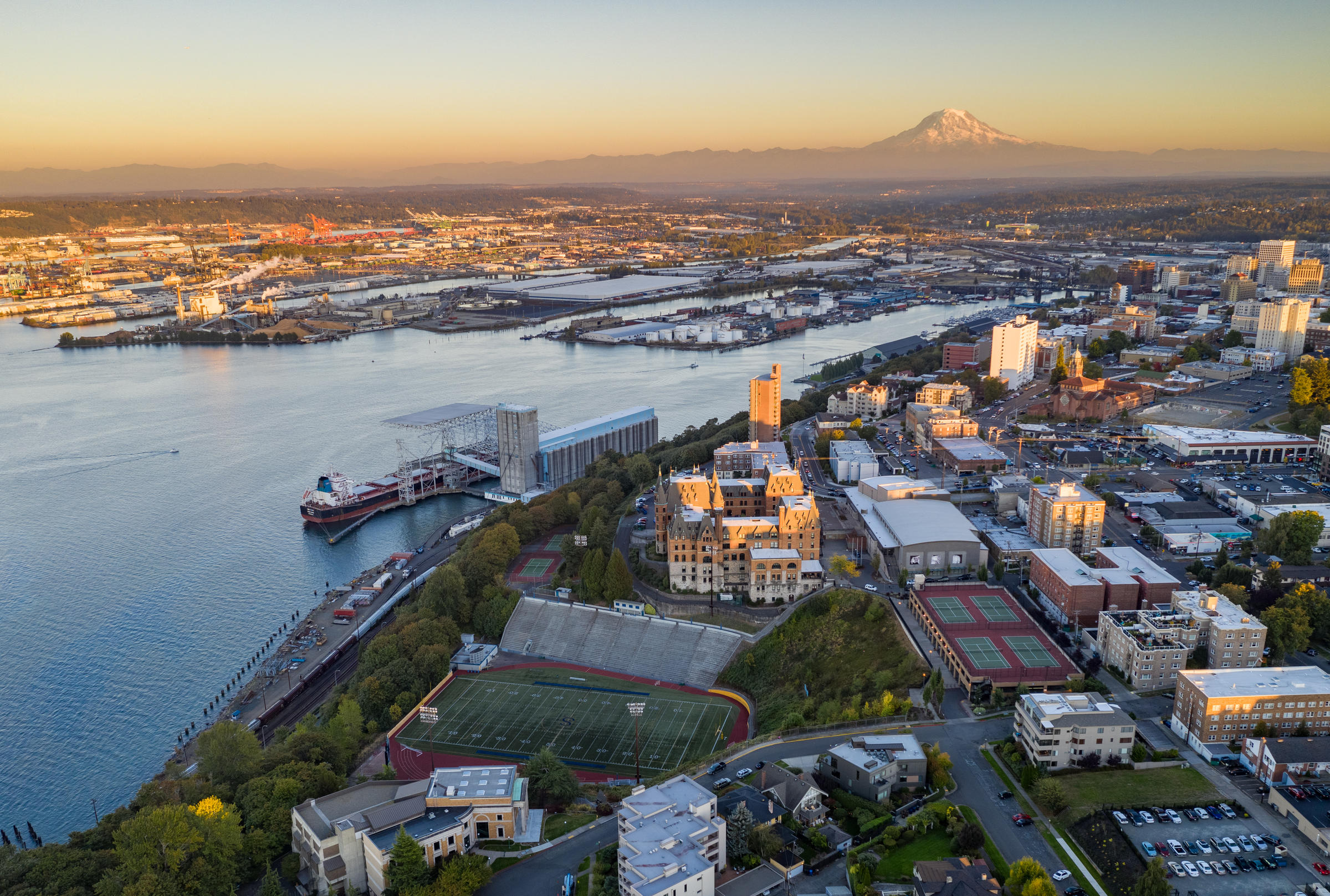 Stadium Bowl at historic Tacoma high school in contention for national ...