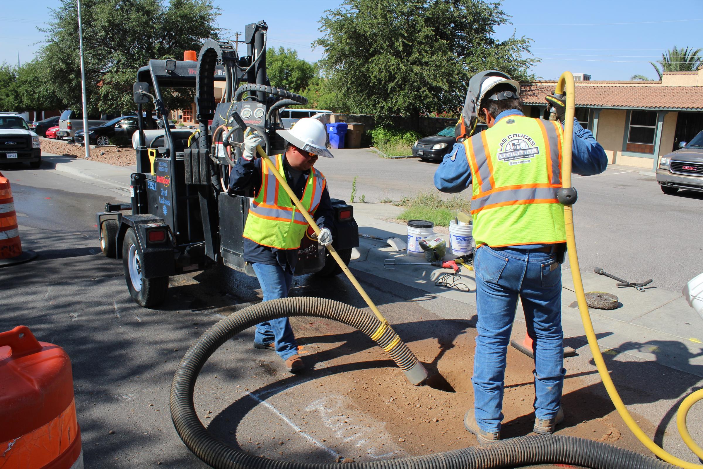 Maintaining underground gas lines in Las Cruces KRWG