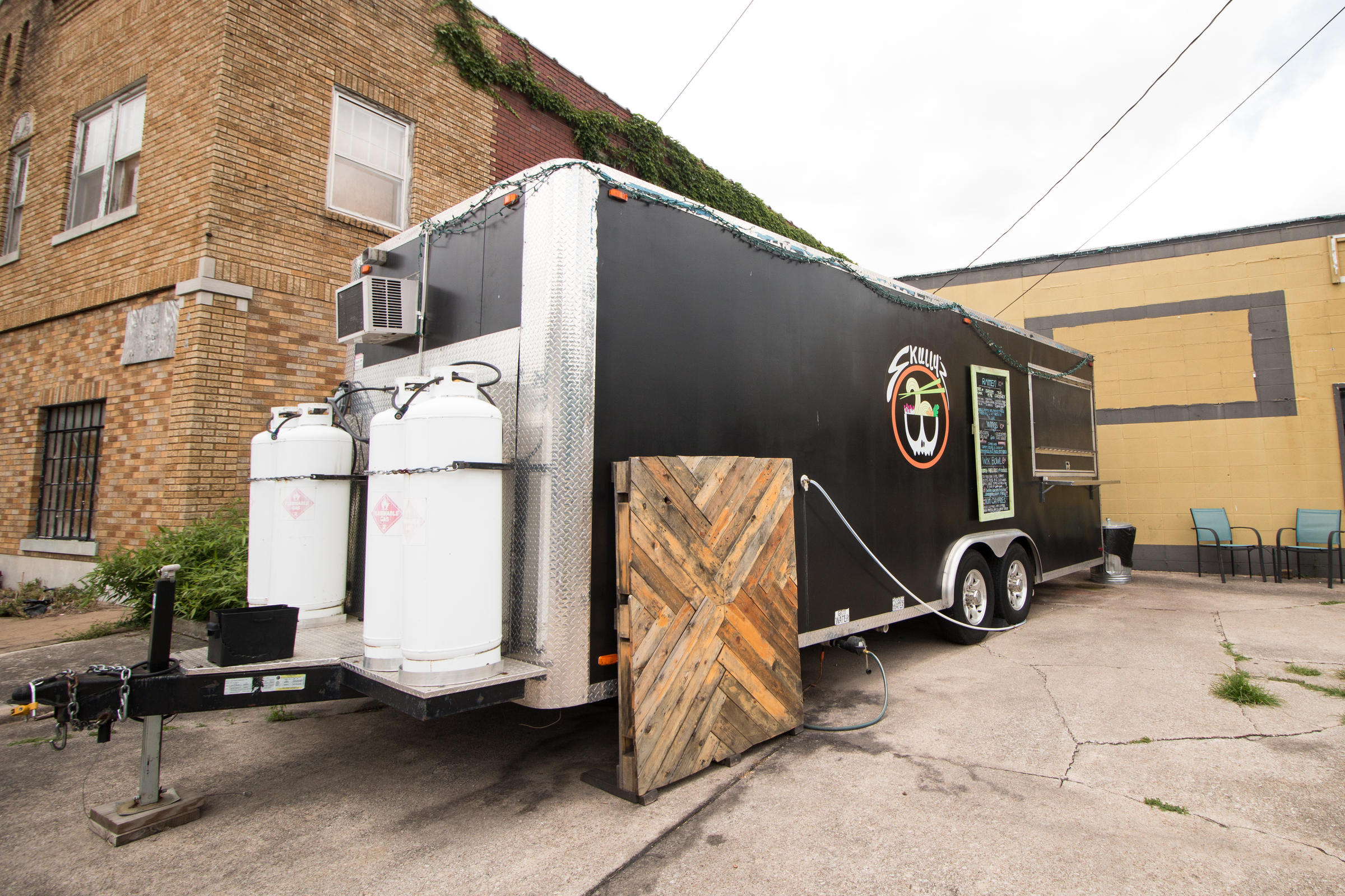 Braving The Weather And Red Tape Springfield Food Trucks