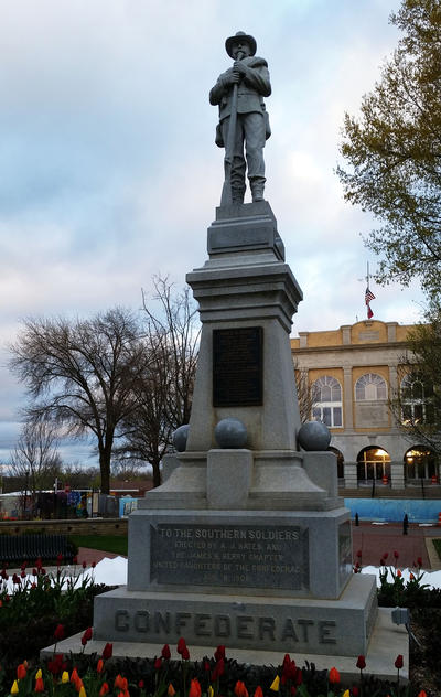 Confederate Statue Removed From Downtown Square In Bentonville Kuar