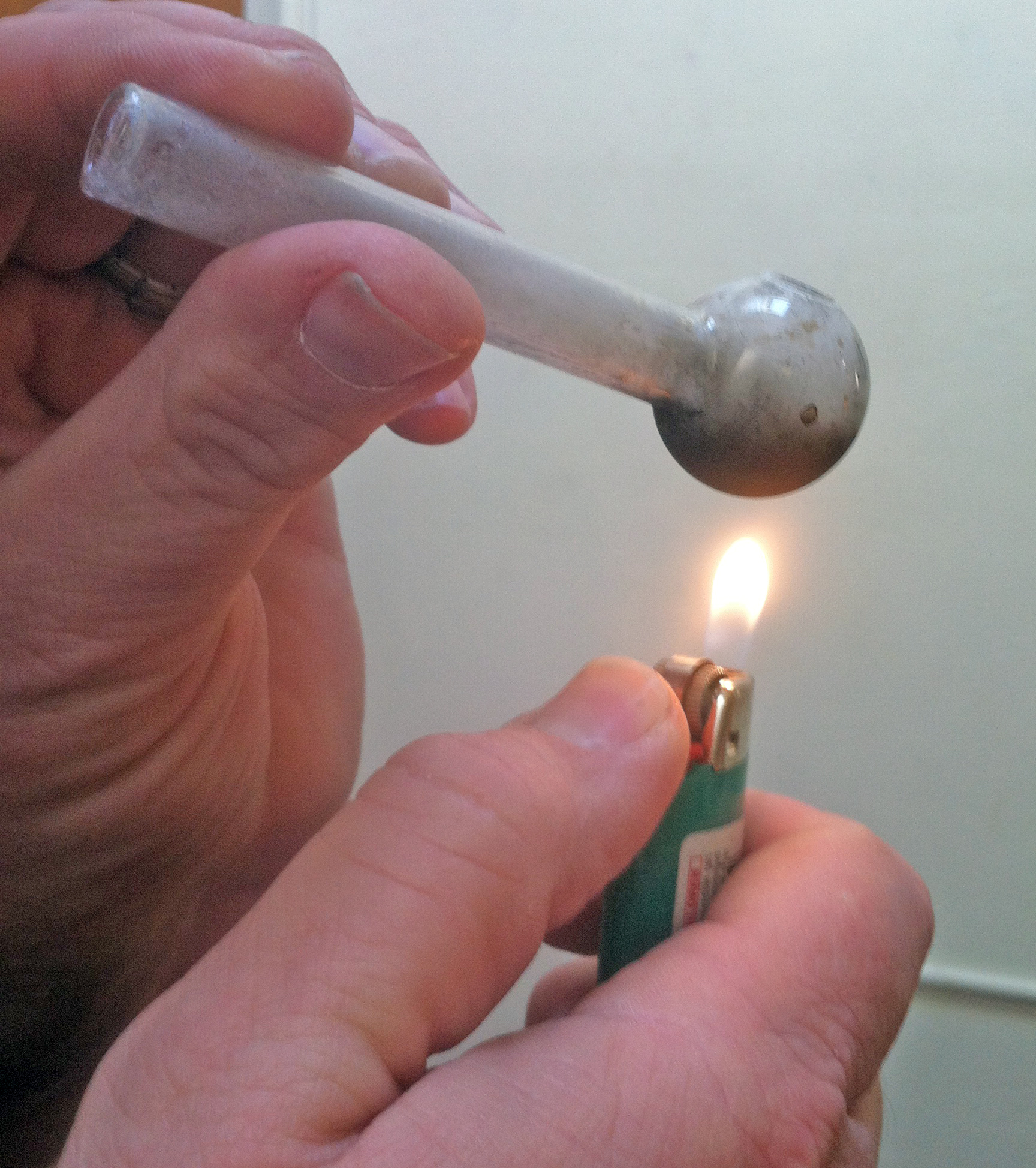 Трубка для курения наркотиков