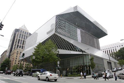 The Seattle Public Library has reversed its rule banning patrons from bringing in guns.    