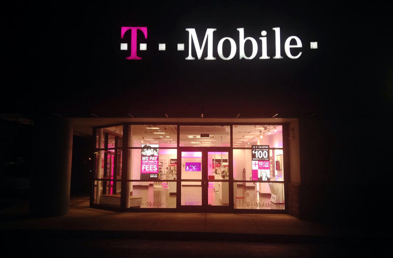 FILE: T-Mobile storefront