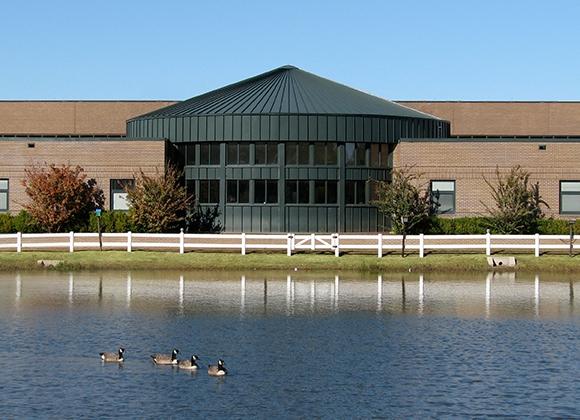 claremore-veterans-center-reports-10-dead-this-month-in-covid-outbreak