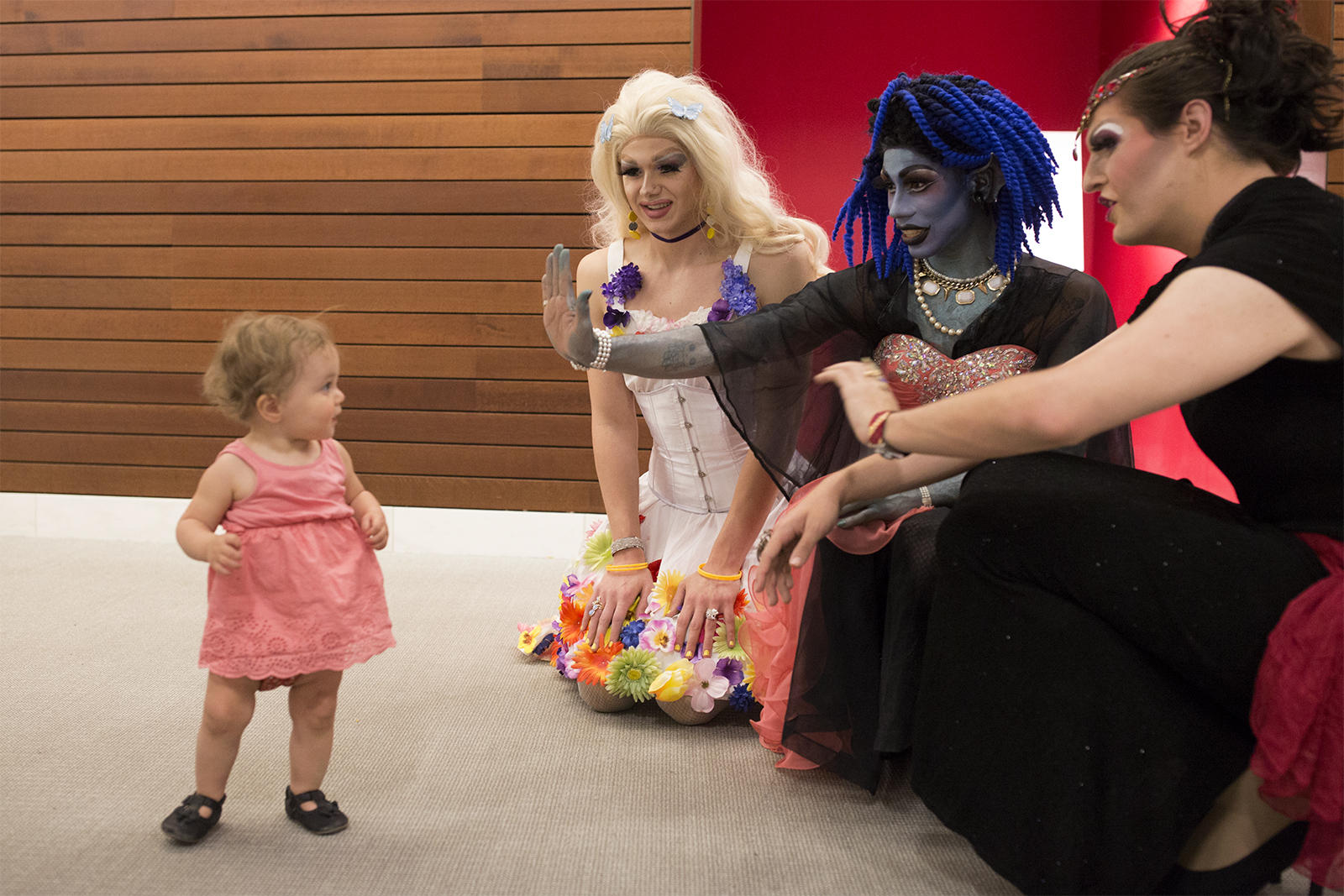 drag-queen-story-hour-returns-to-st-louis-public-library-with-a