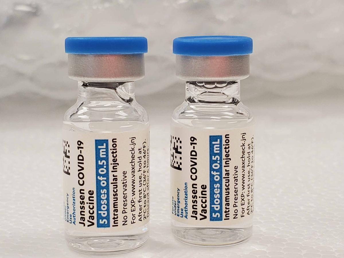 cdc pauses johnson and johnson vaccine