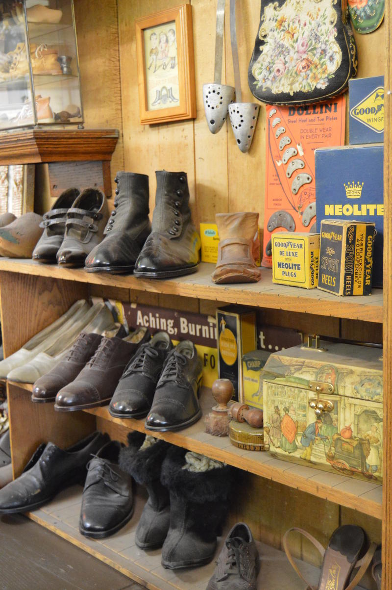 shoe paint shop near me