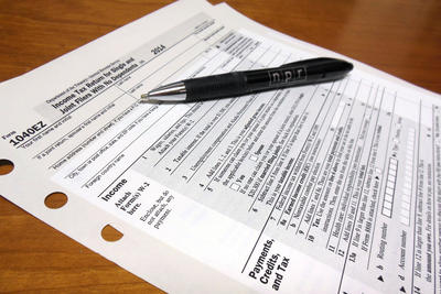 Many Who File Their Taxes On Paper In Michigan Have A Hard