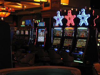 hollywood casino bangor maine reopening