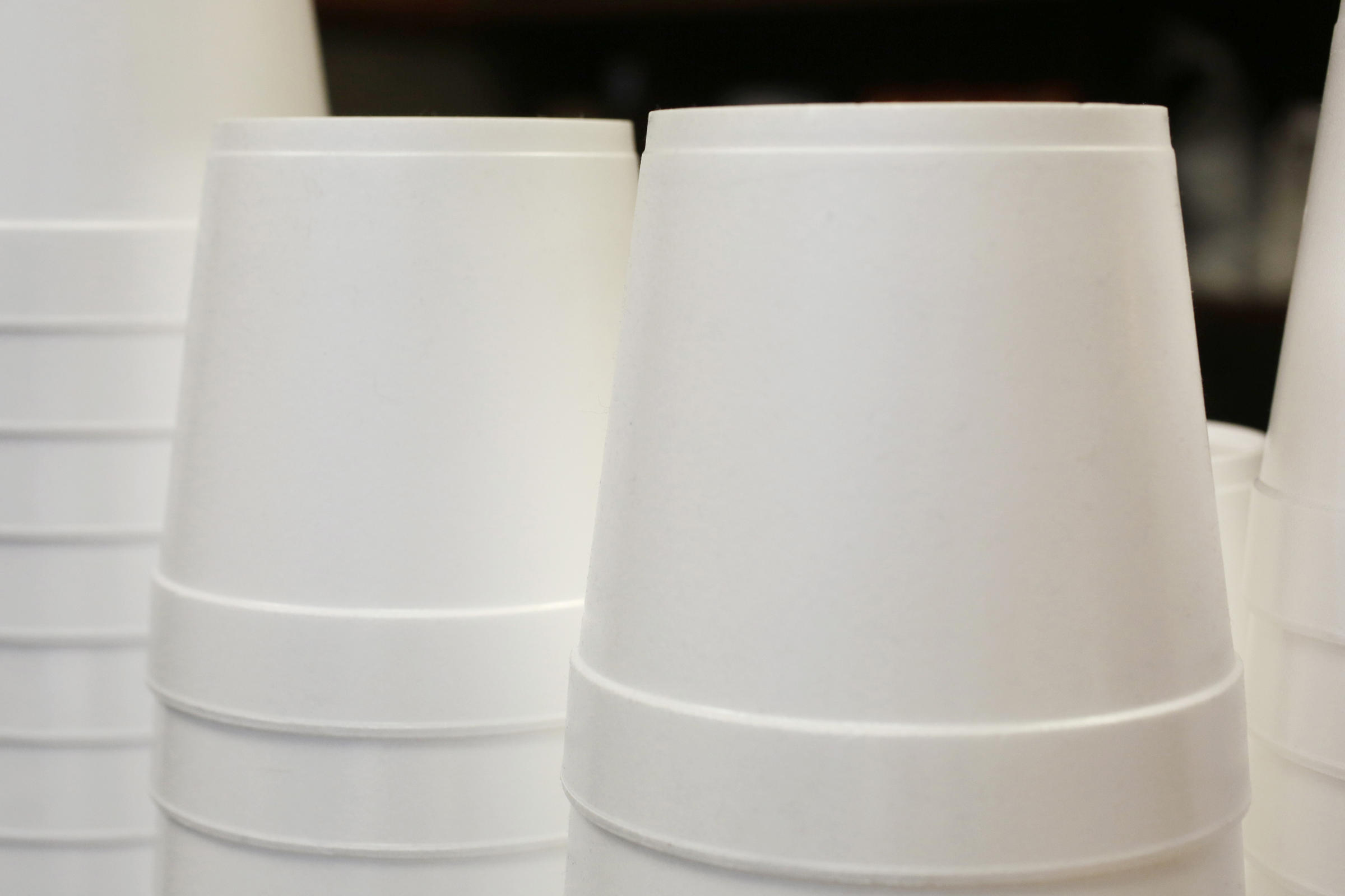 Maine Lawmakers Vote To Ban Polystyrene Food Containers | Maine Public