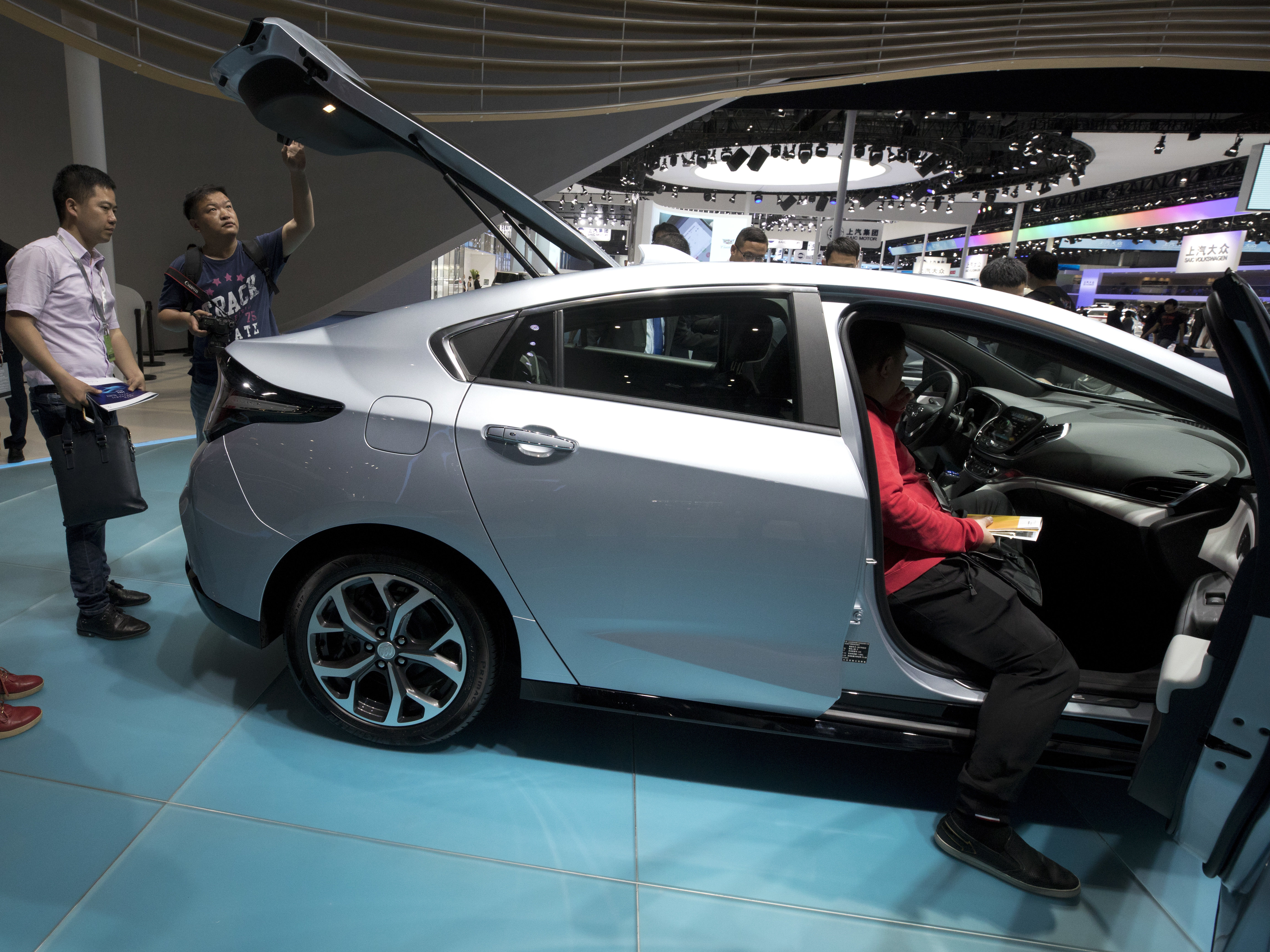 Trump Says Gm Needs To Bring The Jobs Back Home Wshu