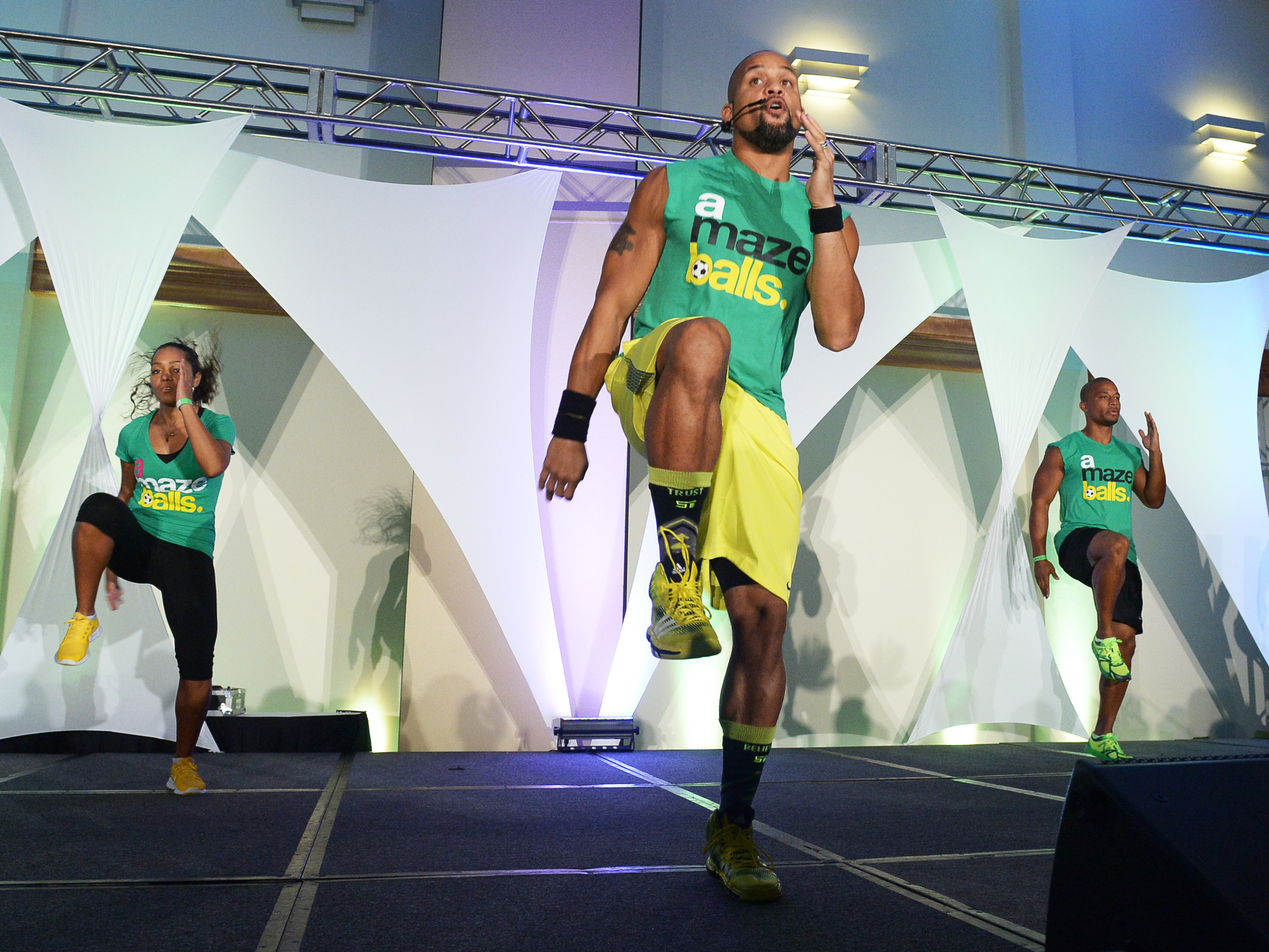 shaun t dance workout 2021 shaun t dance workout 2021