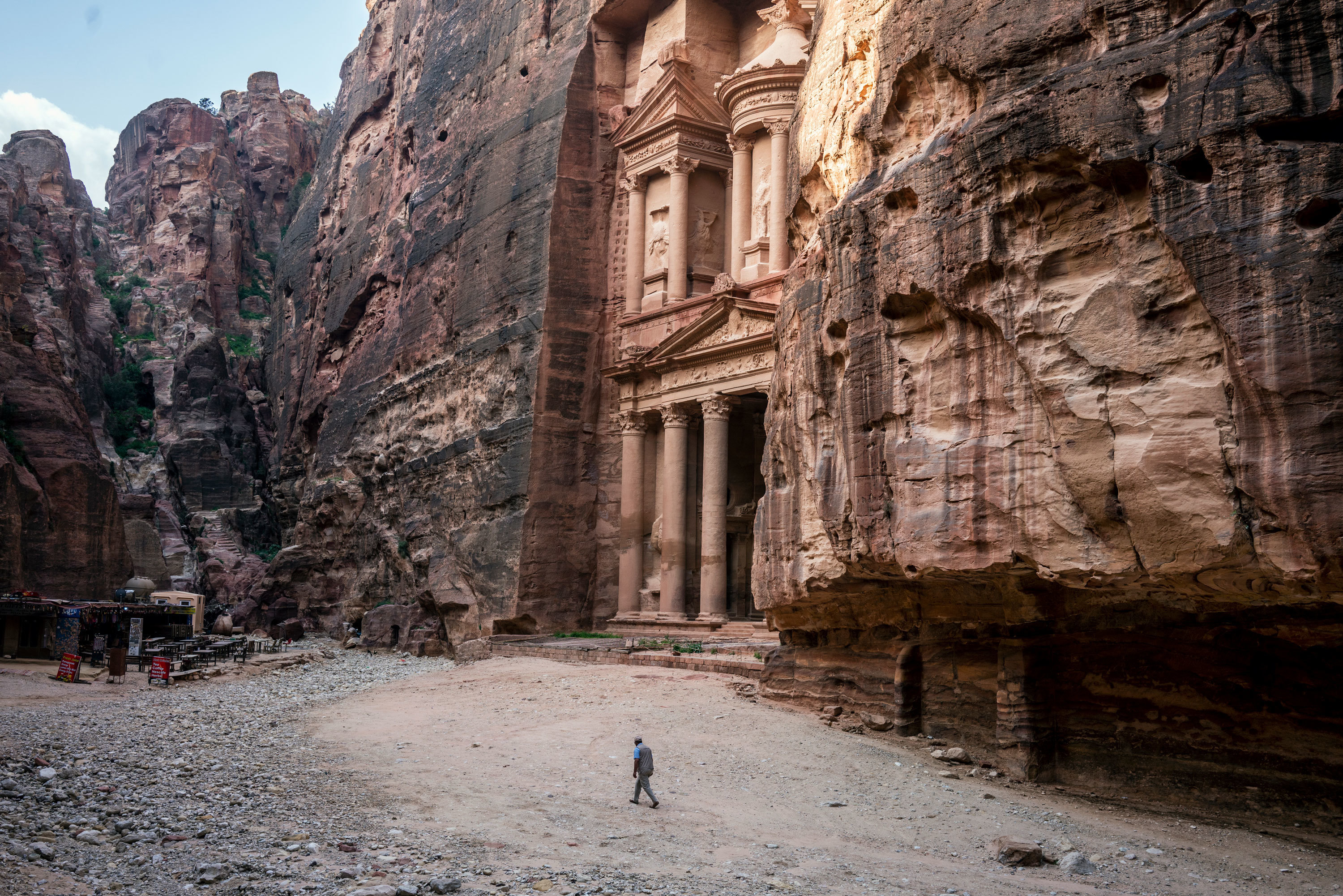 1st Time To See It Like This Petra Tourism Workers Long For Visitors To Return Krwg