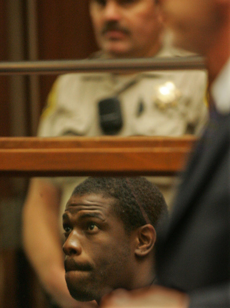 Former Nfl Player Lawrence Phillips Charged With Murder Kbbi